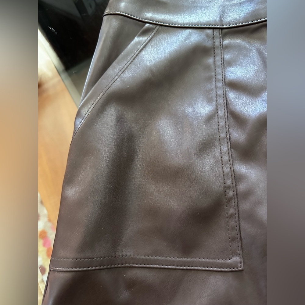 a new day Burgundy Faux Leather Mini Skirt sz XS 4 - Picture 9 of 12